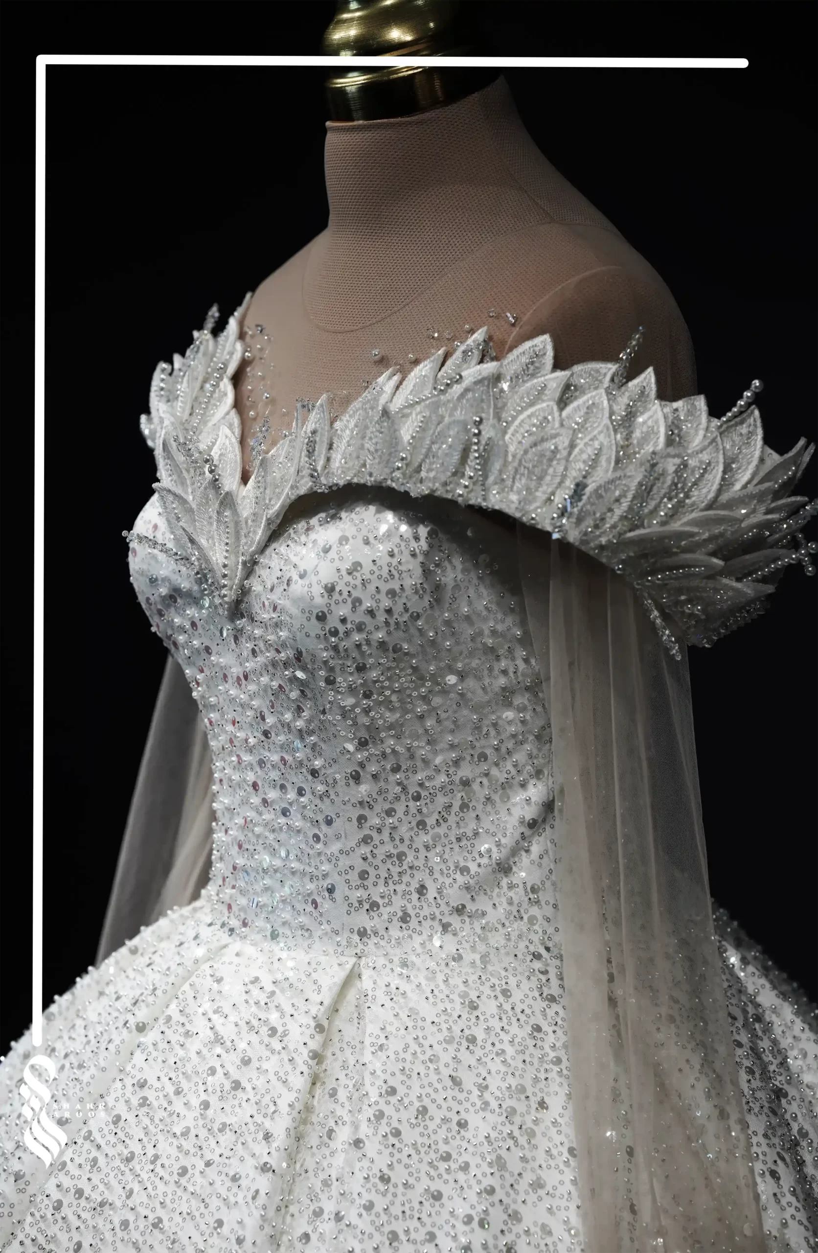 لباس عروس مدل گل نرگس 6 لباس عروس مدل گل نرگس